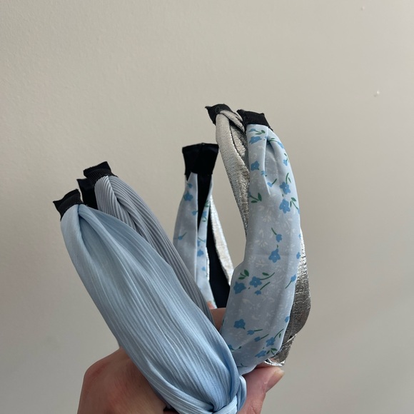 NWOT headbands 💙🩵🤍 - Picture 3 of 3